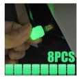 بكج 8 قطع إضاءة LED لإطارات السيارات والدراجات - متوهجة في الظلام - مقاوم للماء وضد التآكل - لون أحمر