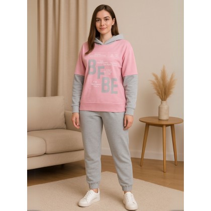 بجامة نسائية مُكونة من قطعتين لون زهري وسكني