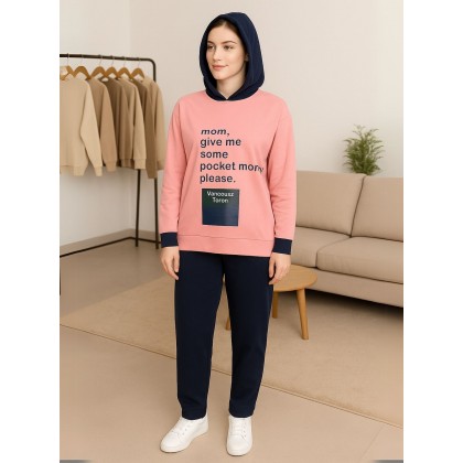 بجامة نسائية مُكونة من قطعتين لون زهري وكحلي