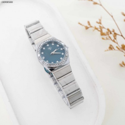 ساعة نسائية دائرية مع زركون - Fj (اللون: فضي)