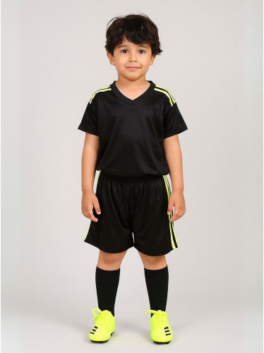 طقم رياضي (تيشيرت وشورت) للأطفال لون أسود وأصفر فسفوري