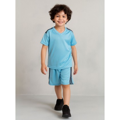طقم رياضي (تيشيرت وشورت) للأطفال لون أزرق سماوي وأزرق