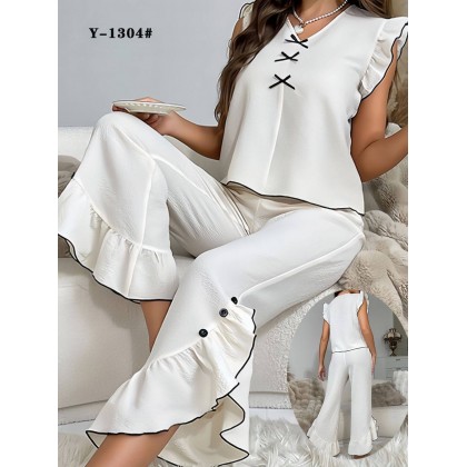 بيجامة صيفية للنساء قطعتين لون أبيض