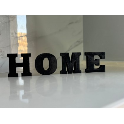ديكور خشب بتصميم كلمة Home لون أسود أبعاد الحرف 7 *7 سم