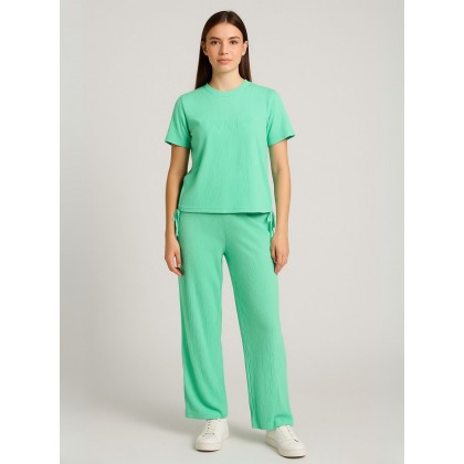 بيجامة للنساء لون أخضر