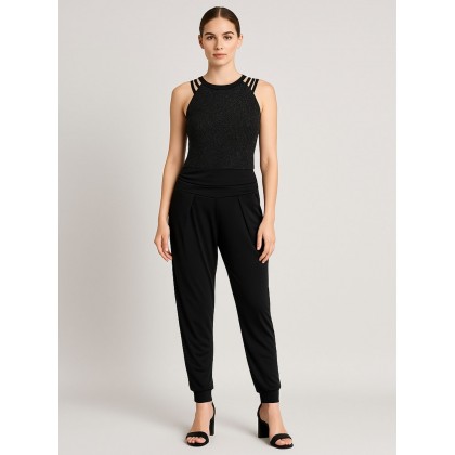 بلوزة للنساء لون أسود