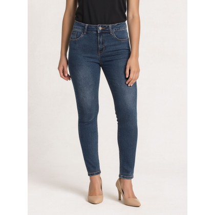 بنطال جينز للنساء ضيق لون أزرق