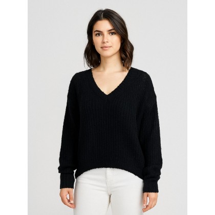 بلوزة صوف للنساء لون أسود