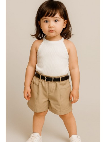 طقم للأطفال قطعتين لون أبيض وبيج مع قشاط