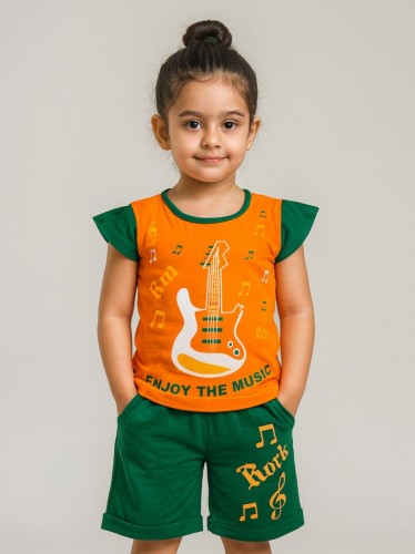 طقم أطفال قطعتين شورت + تيشيريت
