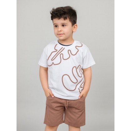 طقم ولادي قطعتين شورت وتيشيريت لون بني