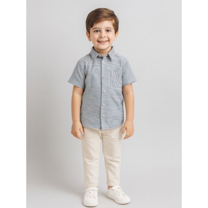 طقم ولادي بنطلون بيج وقميص مخطط