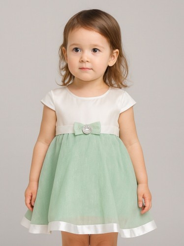 فستان بناتي لون أخضر فستقي
