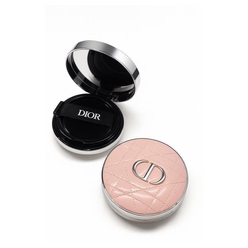 Dior Forever Cushion Compact كريم أساس ماتي ثابت 24 ساعة مع علبة ودرجة 0N Neutral - 13g