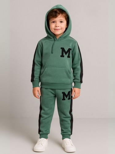 بيجامة للأطفال لون أخضر