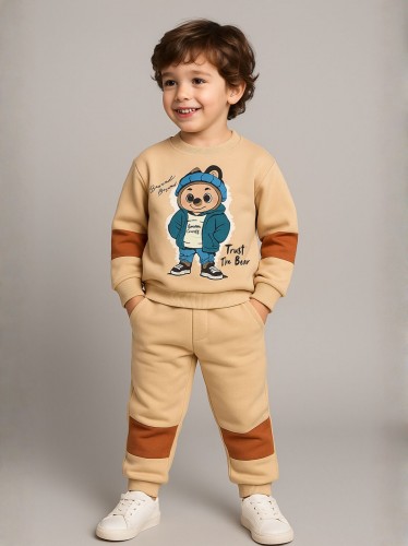 طقم بيجامة قطعتين للأطفال لون بيج