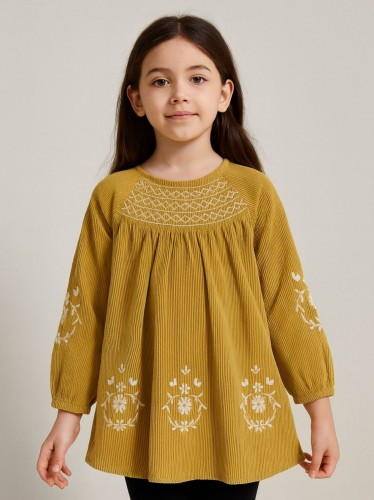 فستان بناتي بأكمام طويلة لون زيتي