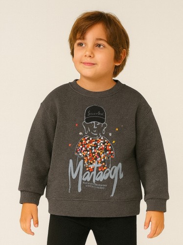 بلوزة ولادي بأكمام طويلة لون سكني