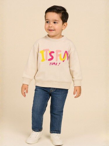 بلوزة ولادي بأكمام طويلة لون بيج