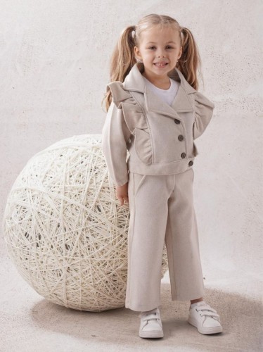 طقم بناتي قطعتين لون بيج