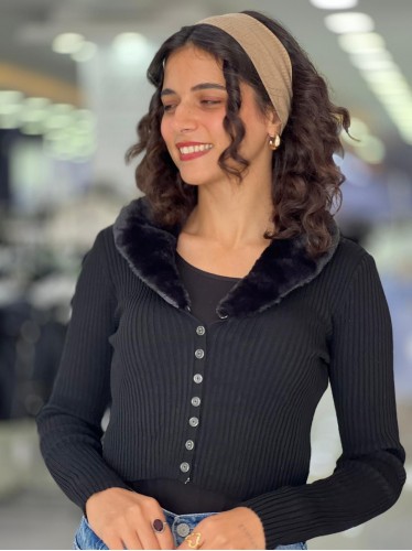 جرزة ستاتي لون أسود قبة فرو