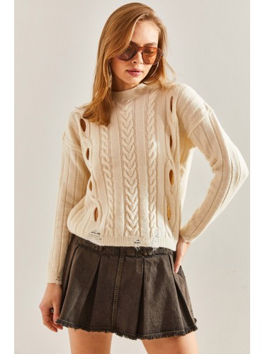 بلوزة ستاتي شتوي لون بيج Bianco Lucci