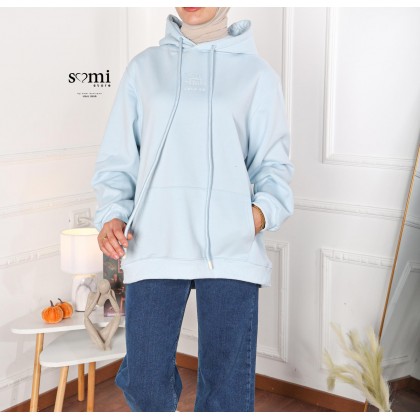 بلوزة للصبايا لون أزرق شتوية من Sami Boutiqe