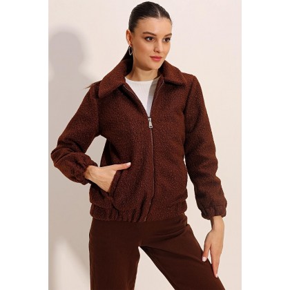 جاكيت فرو شتوي تقيل باللون البني