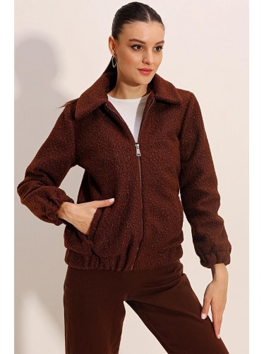 جاكيت فرو شتوي تقيل باللون البني