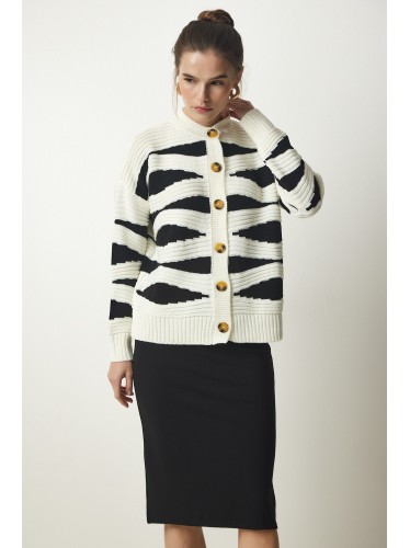 جرز شتوية صوف مخططة بالابيض والاسود One Size