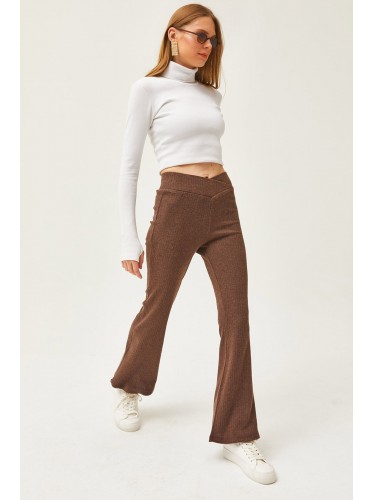 بنطلون شتوية باللون البني