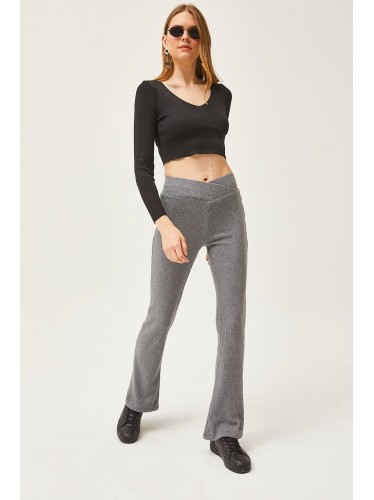 بنطلون شتوية باللون السكني