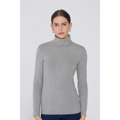 بلوزة شتوية هاينيك باللون السكني