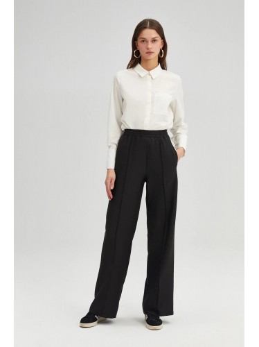 بنطلون رسمي باللون الاسود