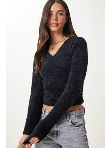 بلوزة شتوية اسود سادة