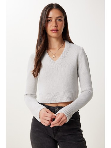 بلوزة صوف قصيرة باللون السكني