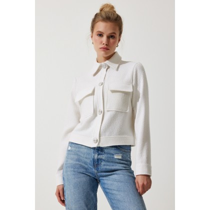 جاكيت شتوي باللون البيج