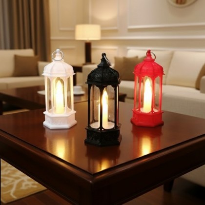 فانوس بلاستيك مع إضاءة حجم صغير 