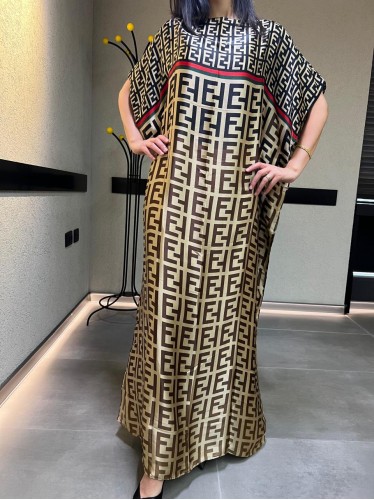 عباي قماش ساتان مع شال مقاس واحد