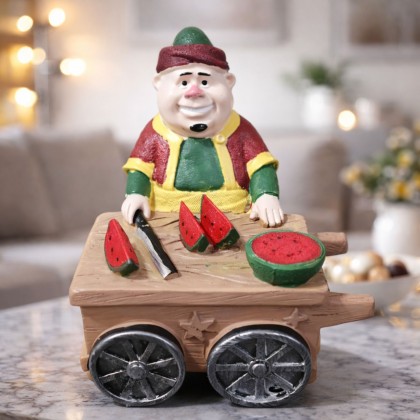 فنانيس مع عربة