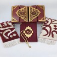 باكيج خشب اركت مزخرف قران كريم مع سجادة ومسبحة