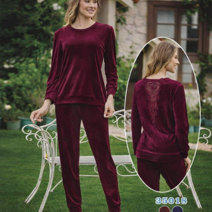 بجامة مخمل بأكمام طويلة للنساء لون خمري
