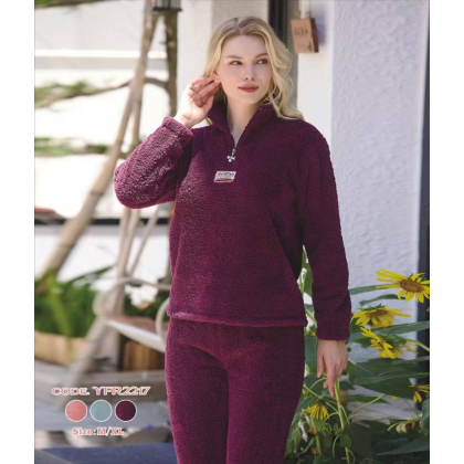 بجامة فرو نسائية قطعتين لون خمري