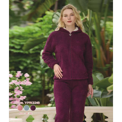 بجامة فرو نسائية بسحاب لون خمري