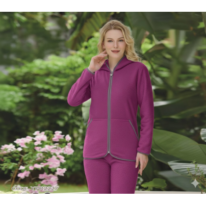 بجامة فرو نسائية بسحاب لون بنفسجي