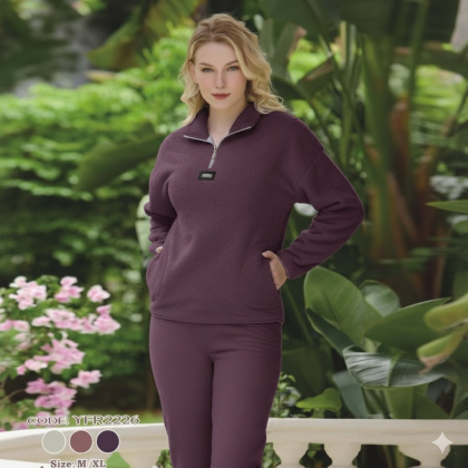 بجامة فرو نسائية بتصميم كتابة mimi لون بنفسجي غامق