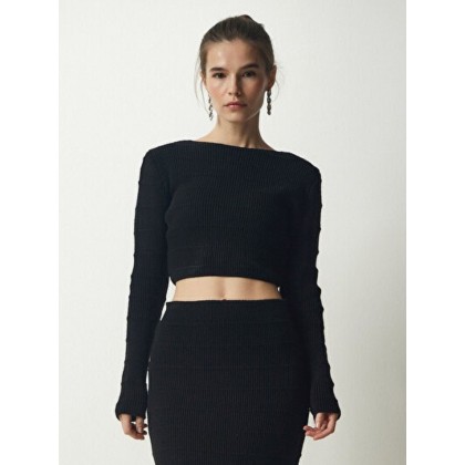 بلوز شتوي اسود