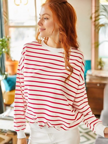 بلوزة ستاتي مخطط أحمر وأبيض