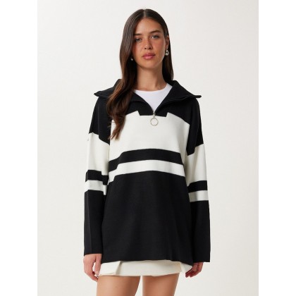 بلوز صوف خفيف طويل لون ابيض واسود