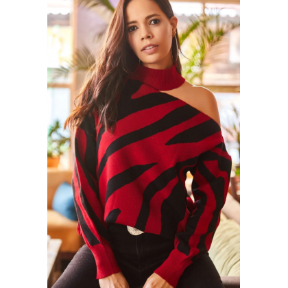 بلوز شتوي باللون الاسود والاحمر